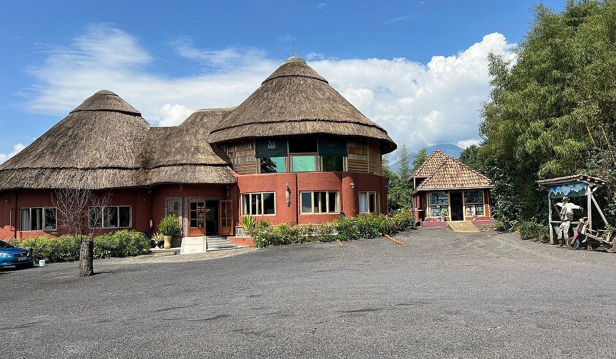 Ingagi Park View Lodge